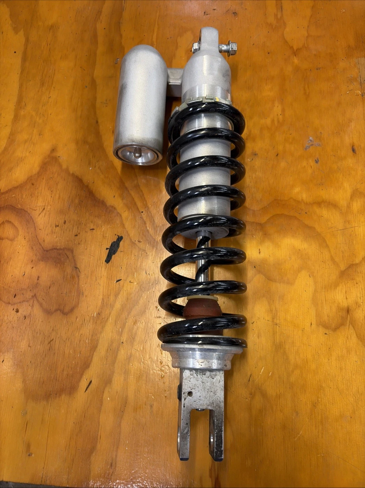 ABSORBER ASSY,REAR SHOCK (BLA K)