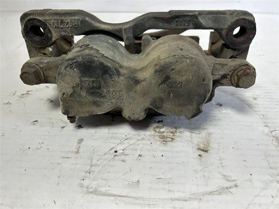 Pinza de freno delantera para conductor Chevrolet Express 3500 2003-2020 OEM Foto 3 de 4