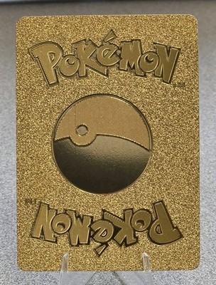 Pokémon Pikachu VMAX Rainbow 310hp Gold Foil Fan Art Collector