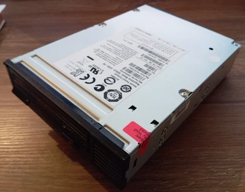 HP LTO4 Internal SAS HH Tape drive EB665E (EH919A 693420-001) / SUN 380-1613-03