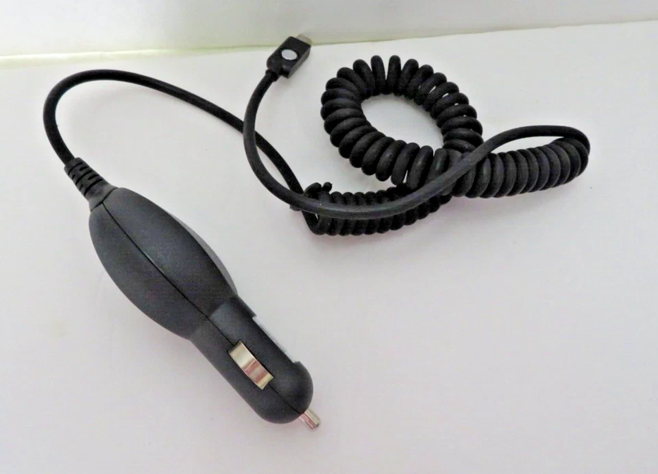 Cellet Coiled Car Charger Cellet Coiled Car Charger probable extend to 10 feet - Image 2 of 3