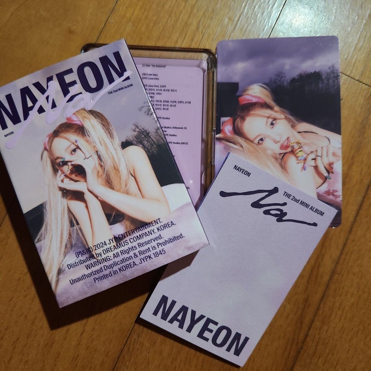 【直筆サイン】　NAYEON 2nd mini album NA サイン入り☆ NAYEON THE 2nd MINI ALBUM 'NA' NAYEON (TWICE