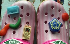 Crocs Jibbitz Charms Harry Potter Honeydukes Candy Store Lot of 5 New Choc Frog