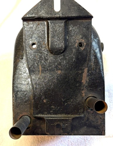 1931 1932 Genuine Chevrolet Hot Water Heater Housing & Core, Bowtie Logo - Picture 8 of 9