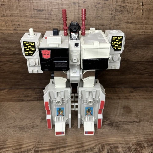 Metroplex Vintage 1985 G1 Transformers Hasbro Action Figure “incomplete”
