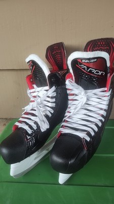 Brand New Bauer Vapor X2.7 Adult Ice Hockey Skates Size 11EE 12.5 US