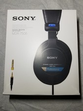 Sony MDR-7506 Professional Studio Headphones