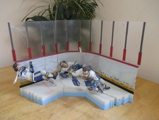 Vintage McFarlane Toys Slap Shot Hanson Brothers Action Figures w/ Rink