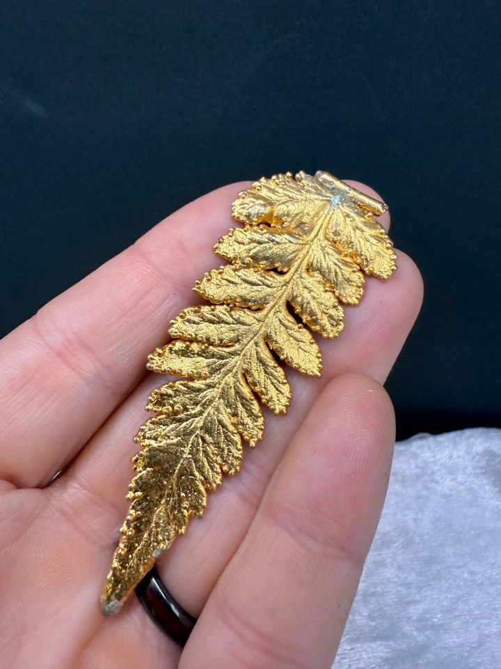 Vintage Brooch Lot Signed Monet JJ USA - Image 3 of 4