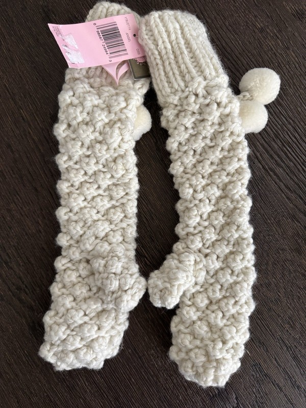 New w/Tags Juicy Couture Knit Long Arm Length Crochet Mittens Ivory Wool Pom Pom