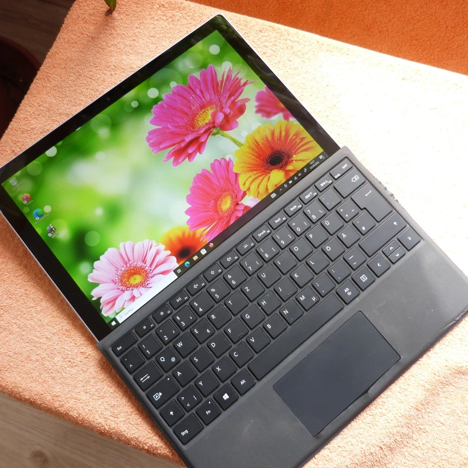 XL SET Surface Pro 5 128GB SSD Convertible METALL l 12 Zoll 2K TOUCH Windows 10 - Bild 4 von 4