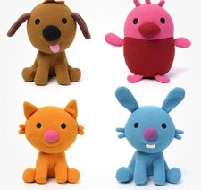 Sago Mini Plush Gift Pack 4 Stuffed Animals w/ Transforming Cardboard Playhouse
