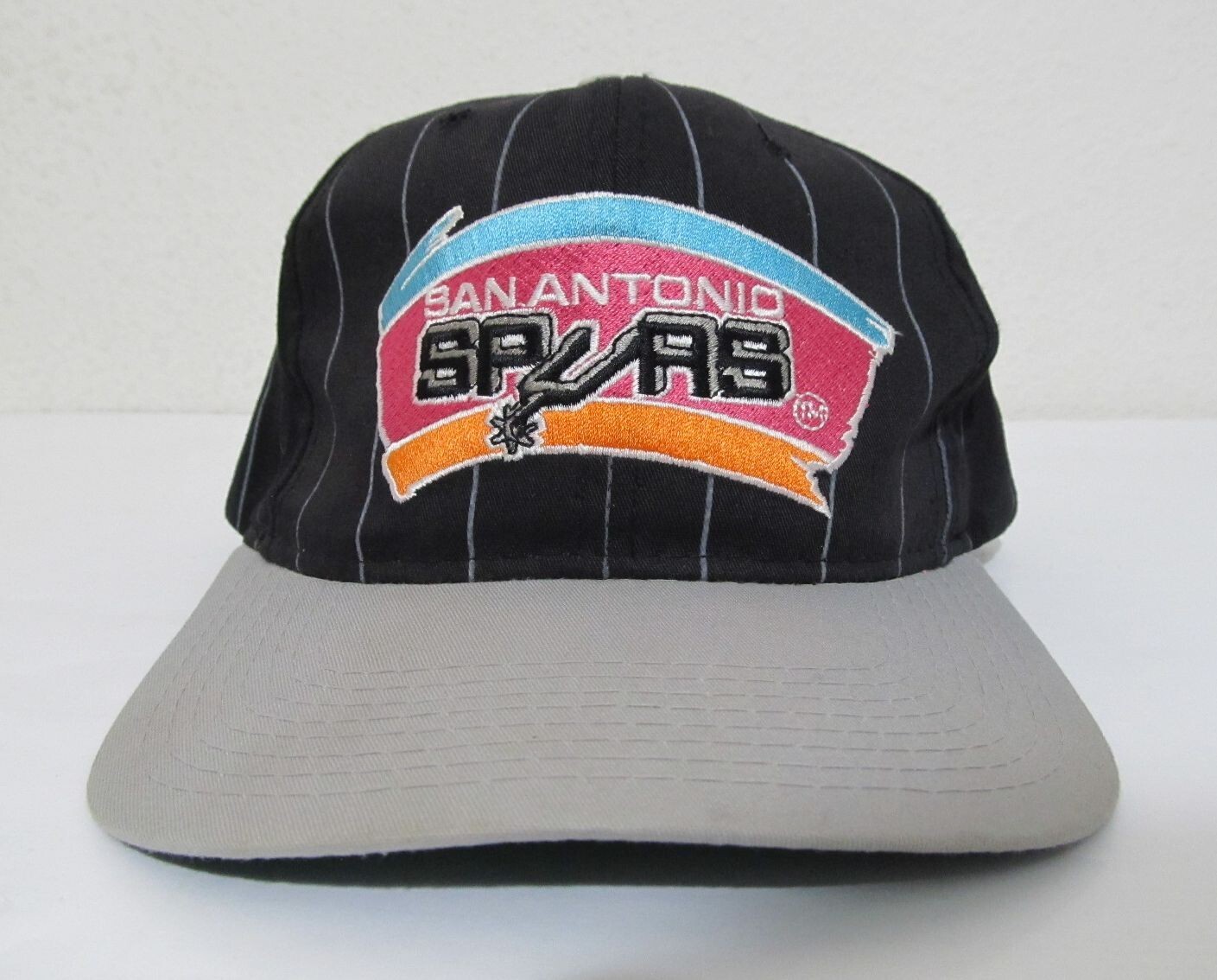 Vintage San Antonio Spurs STARTER Pinstripe Snapback Hat Cap Black 