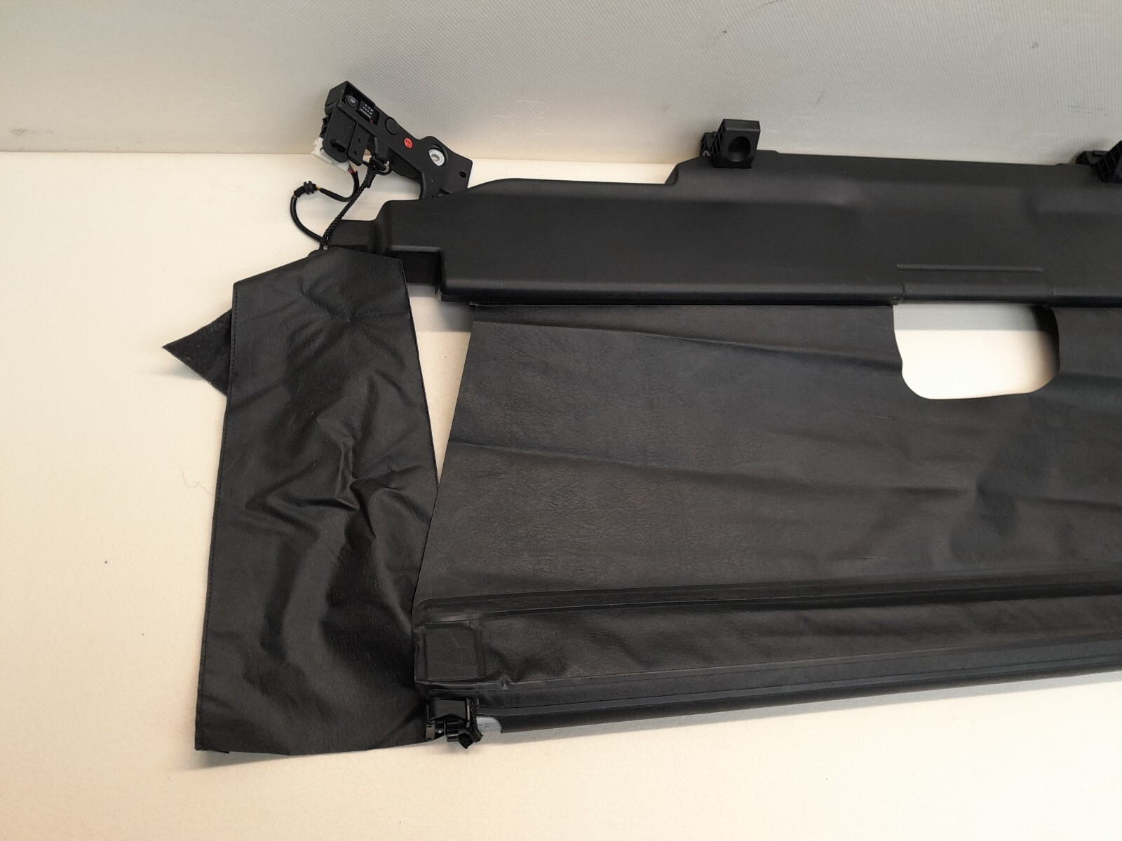 MERCEDES-BENZ E CLASS W238 CONVERTIBLE PARTITION ROLLER BLIND 