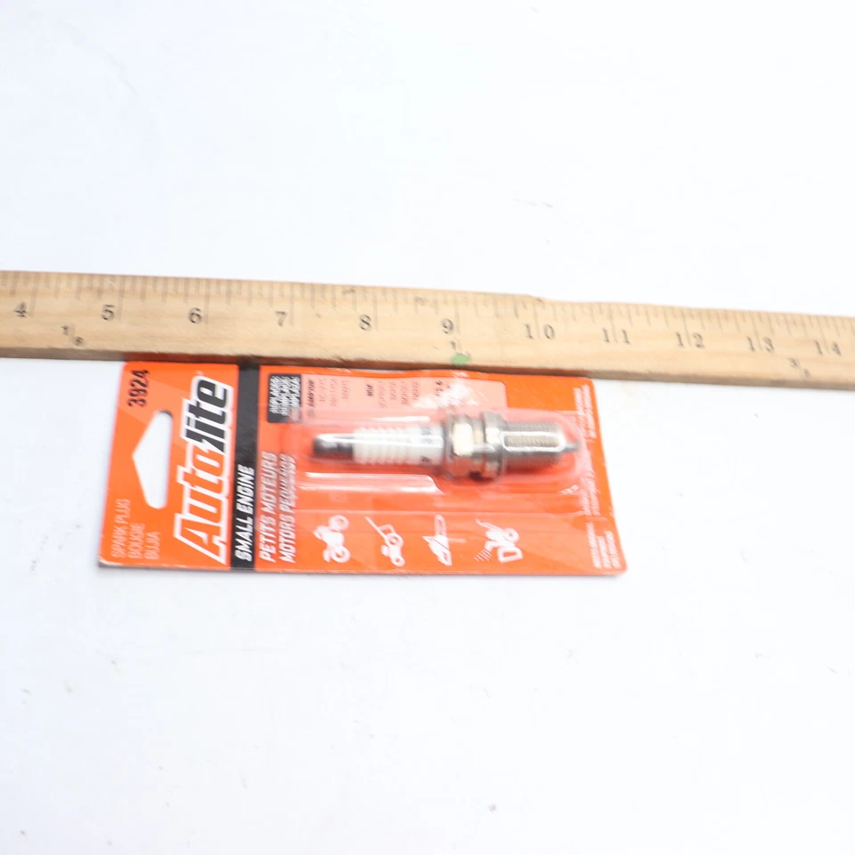 Bujía motor pequeña Autolite 3924 Foto 2 de 4