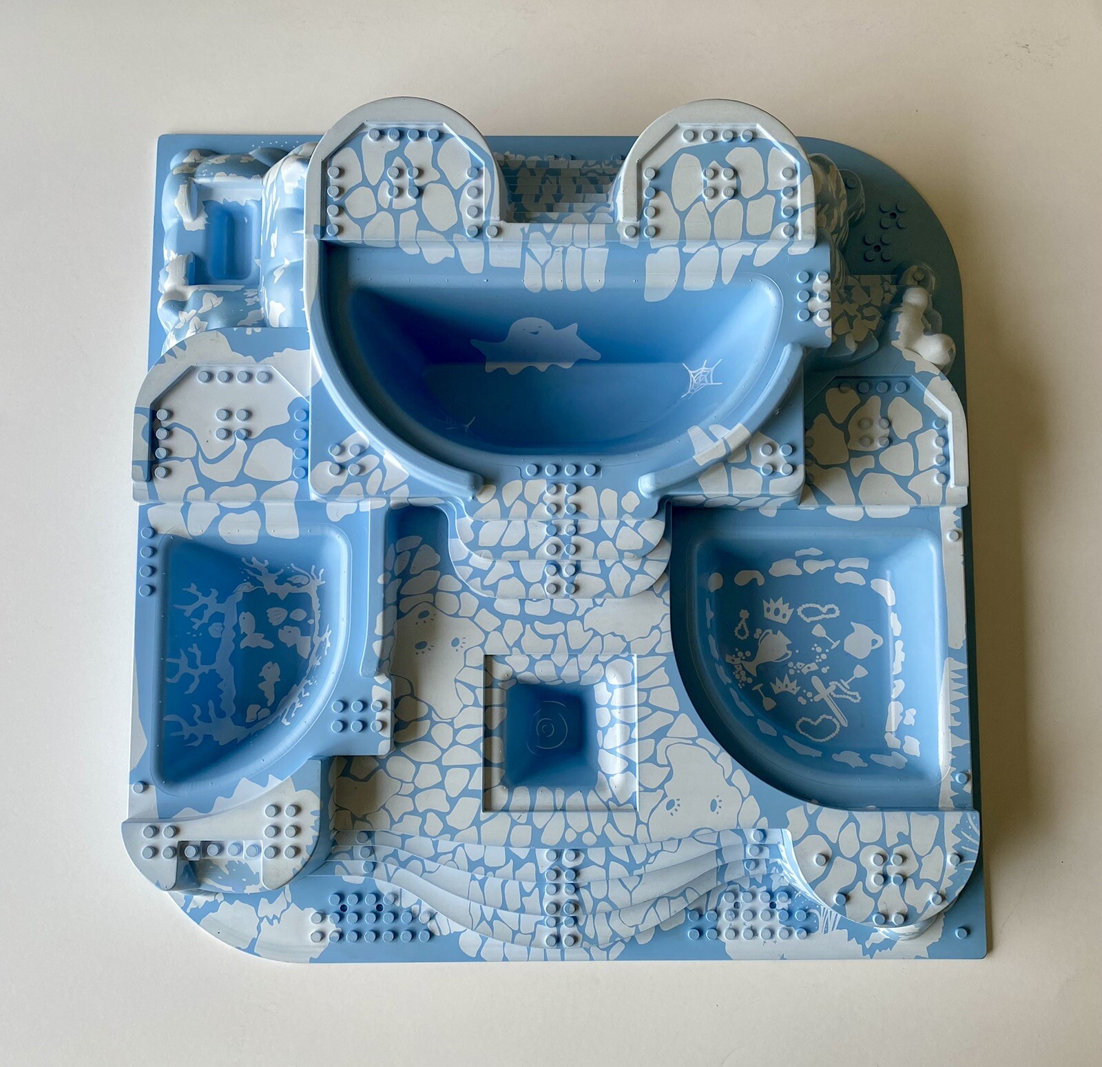 Vintage LEGO 5850 Belville Royal Crystal Palace Blue Baseplate