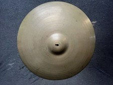 Zildjian Vintage 22 Ride Cymbal 3349 Grams. Key holing As Is.