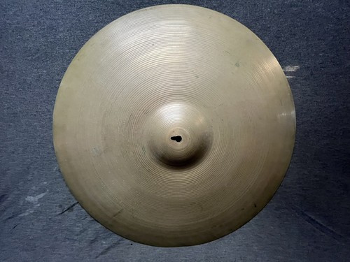 Zildjian Vintage 22” Ride Cymbal 3349 Grams. Key holing As Is.