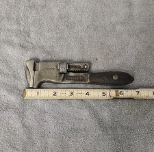 🇺🇸Rare Older 6" Trimo Wooden Handled Adjustable Drop Forged Monkey Wrench Nice