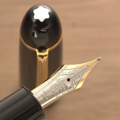 Vintage 1980s Montblanc 149 Meisterstück 14C M 2tone nib & Split Ebonite Feeder