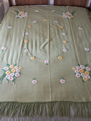 Vintage 1970 Granny Throw Blanket  Handmade Daisy Embroidered Green Bed Spread