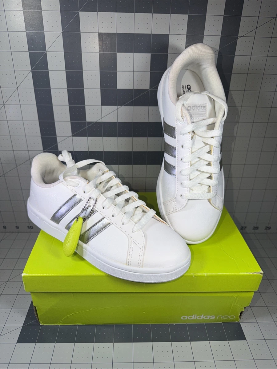adidas gazelle silver green womens adidas Women's Advantage Shoes