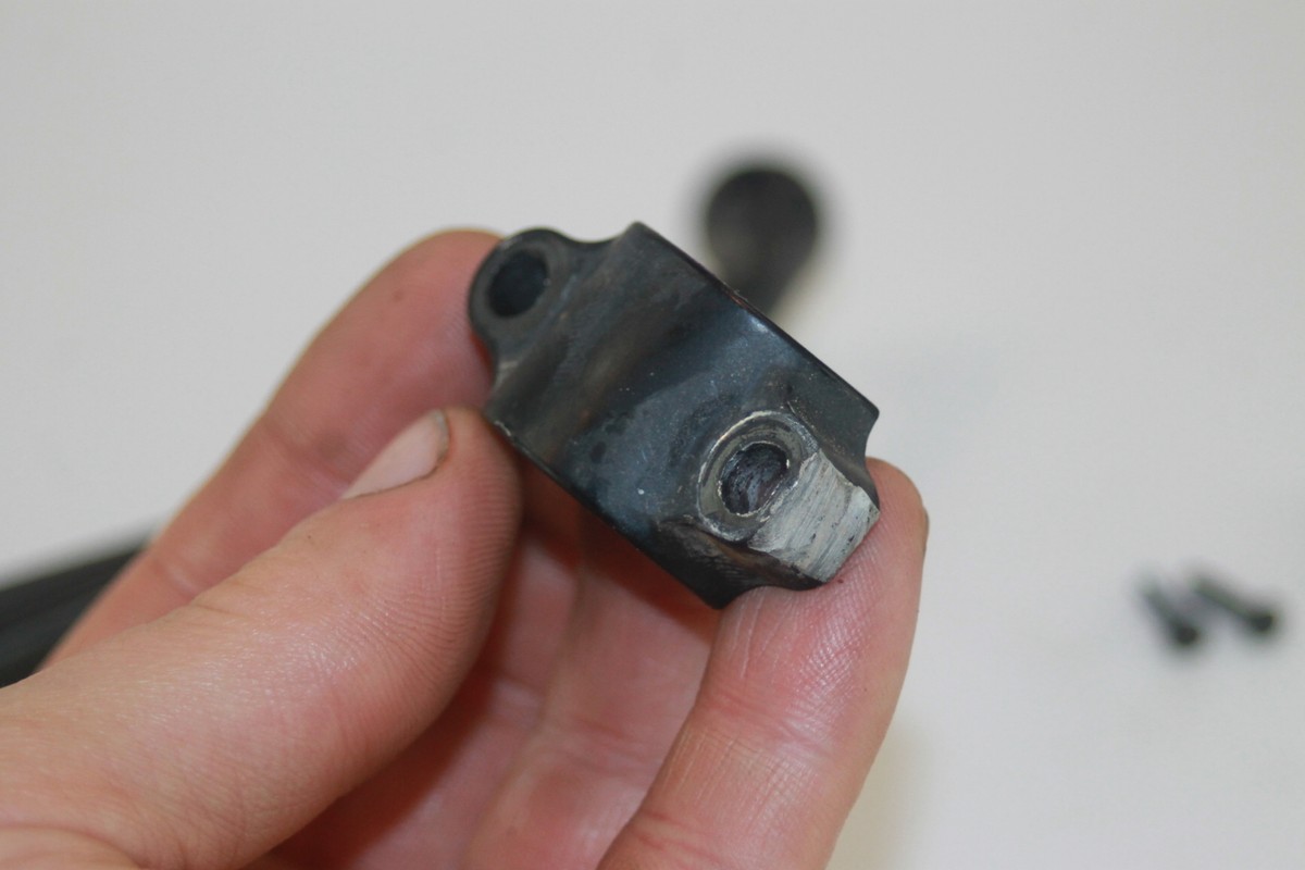 【Công Đặng】 Kubota ZD28F Parts ENGINE 020600 NOZZLE HOLDER AND GLOW PLUG