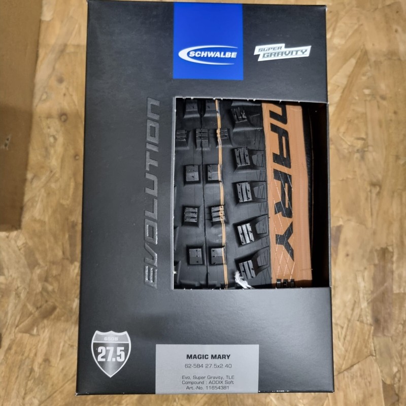 Schwalbe Magic Mary 27.5 X 2.40 Addix Soft - SuperGravity TLE - BRONZE