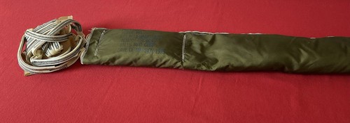 U.S Vietnam Era Parachute Pack / 1975 Dated / Military Issue - Mills MFG. Corp - Picture 19 of 22