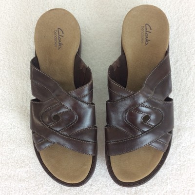 desert boots clarks black