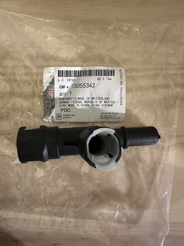 15055342 Tahoe Cadillac Escalade Auxiliary Heater Hose Connector Tee NEW OEM - Picture 4 of 6