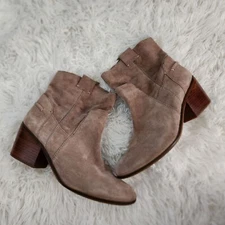 Vince Camuto Maves Bootie Women's Size 9