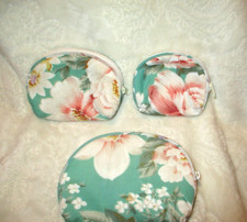Make Up Bags Three-in-One 3 Bags Zippered Floral Pattern