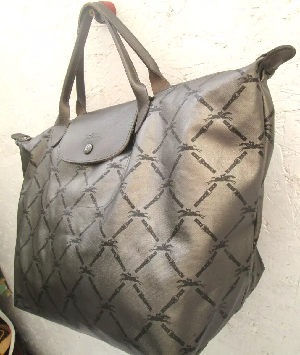 Grand sac online a main longchamp
