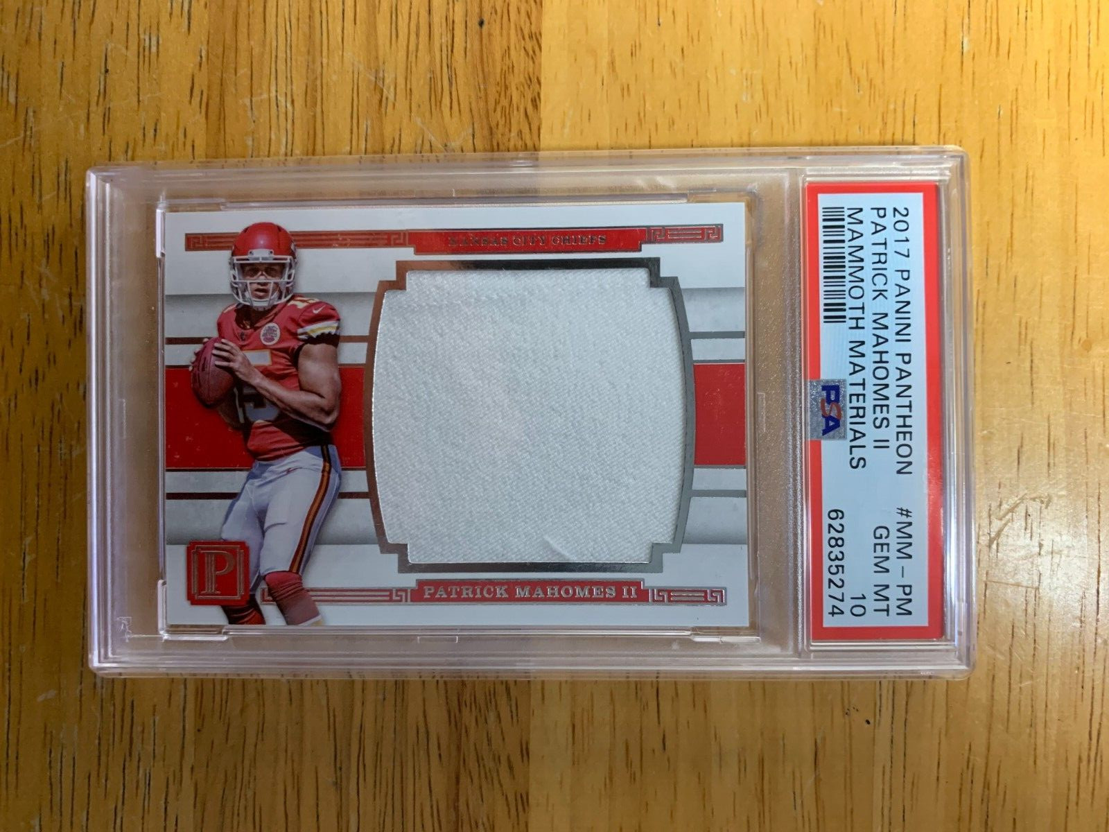 Patrick Mahomes Panini Pantheon Mammoth Materials #MMPM Base