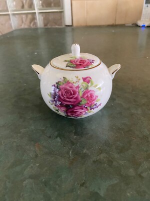 Maxwell & Williams Lilac Rose Sugar Bowl