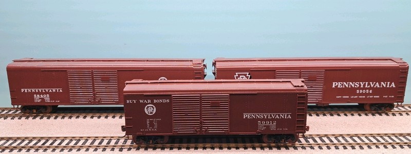 Lot Of (3) Ho-scale Pennsylvania Railroad Boxcars By Bowser