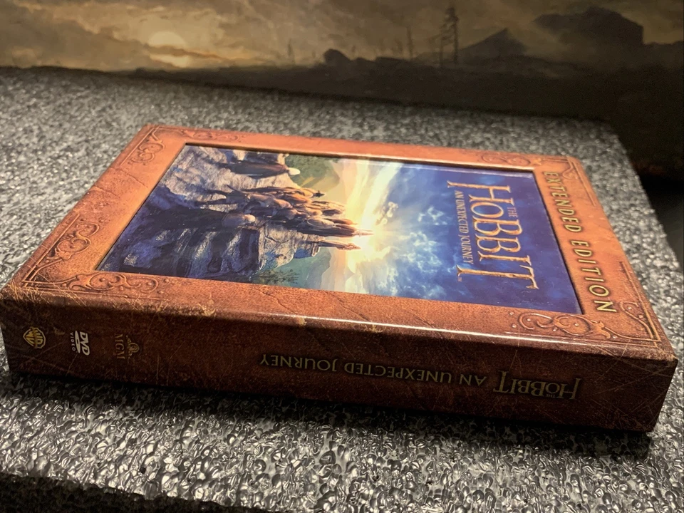 The Hobbit: an Unexpected Journey (Extended Edition) (Five-Disc Set) (DVD) - Image 3 of 4