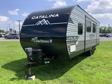 2024 Coachmen Catalina CAT261 BHS-8 Summit Series Travel Trailer
