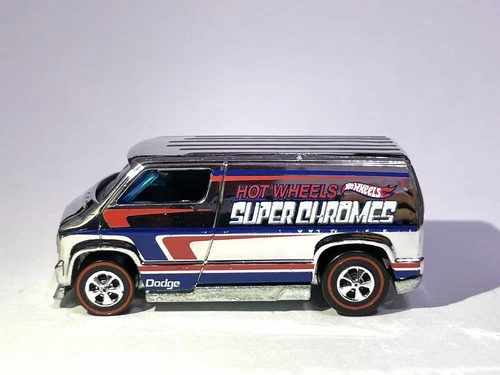 Super Cool 😎 CUSTOM HOT WHEELS SUPER CHROMES VAN 🚐 Brand New , Redlines