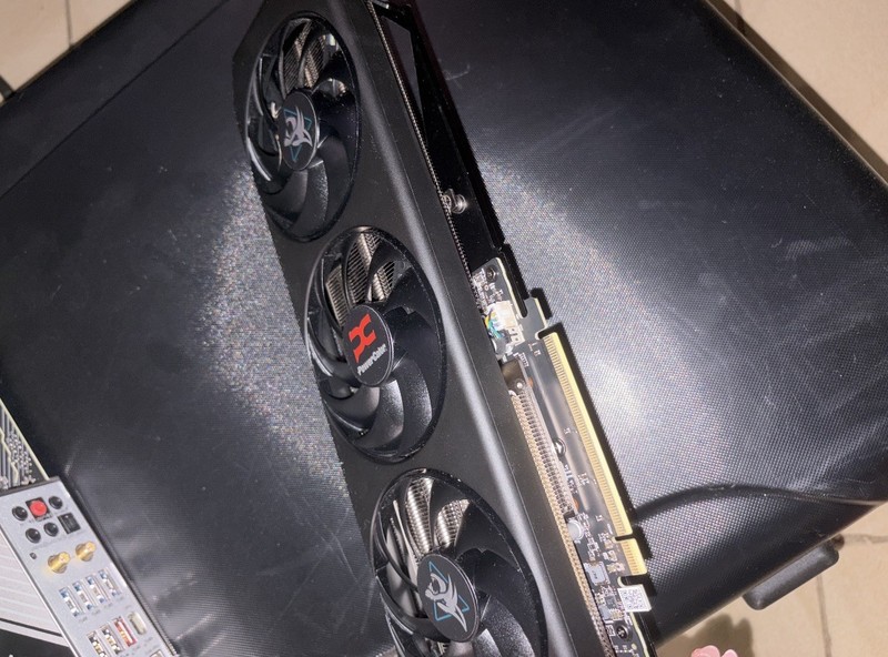 PowerColor Radeon RX 9060 XT HELLHOUND 16GB GDDR6 Graphics Card, RDNA4, 2048 Str