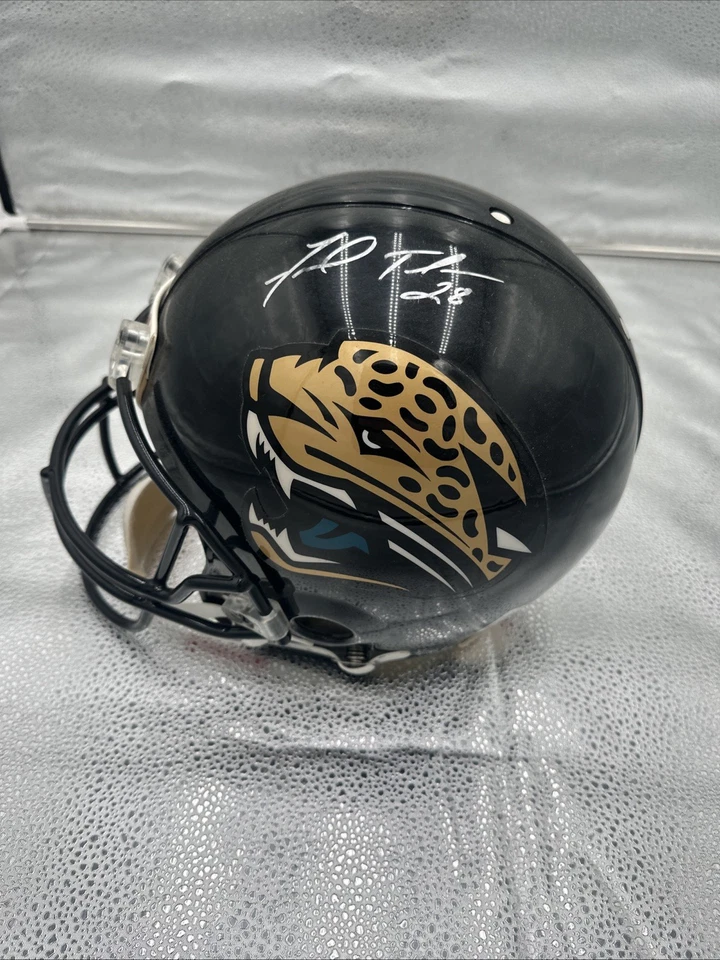 Casco Auténtico Jaguars Fred Taylor Byron Leftwich Firmado Tamaño Completo Foto 2 de 4