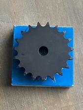 MARTIN 50B19 5/8" BORE ROLLER CHAIN SPROCKET 50 CHAIN 19 TEETH NO KEYWAY NEW