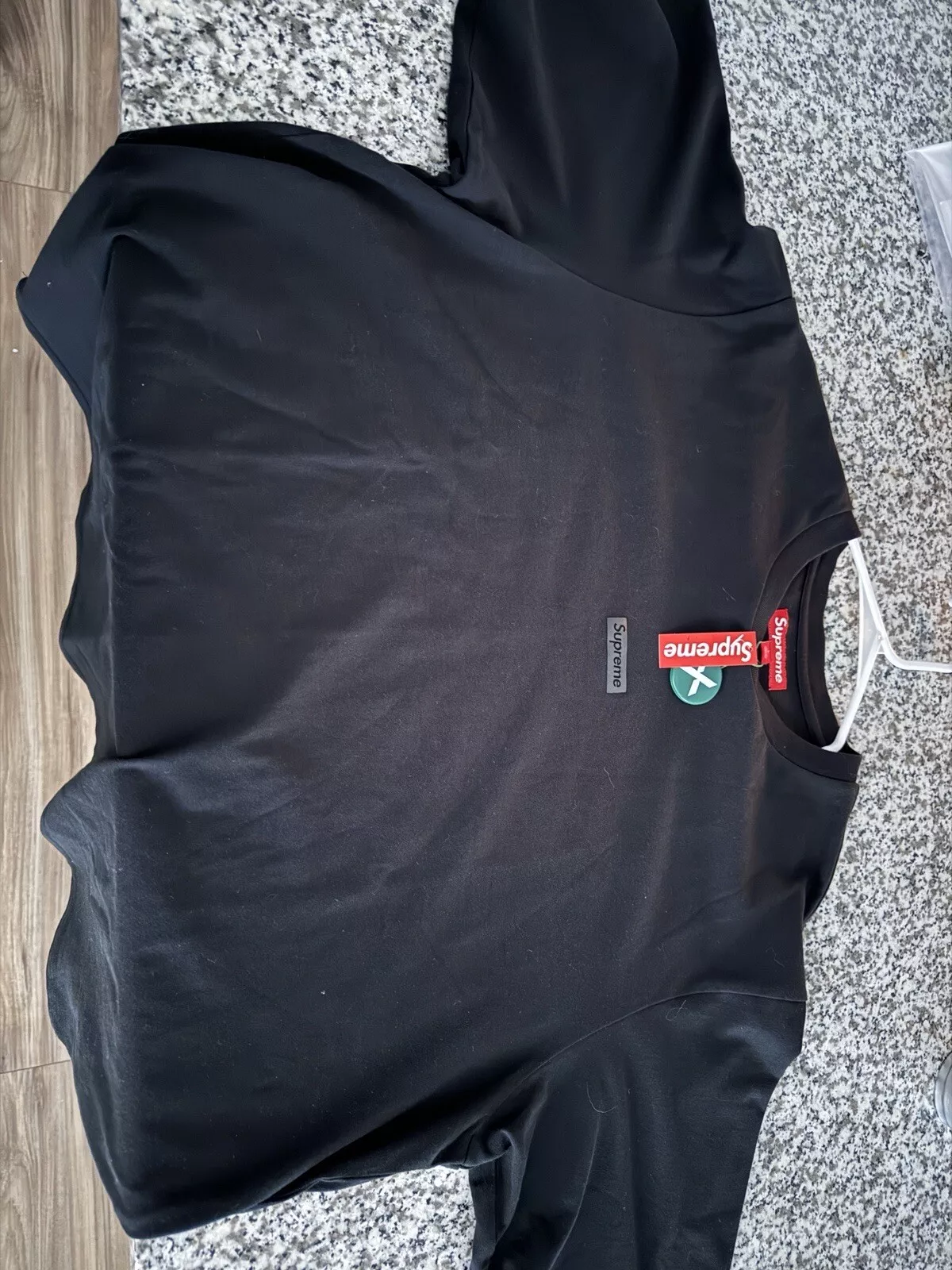 Supreme Small Box Logo T Shirt Taille : Large (Noir)