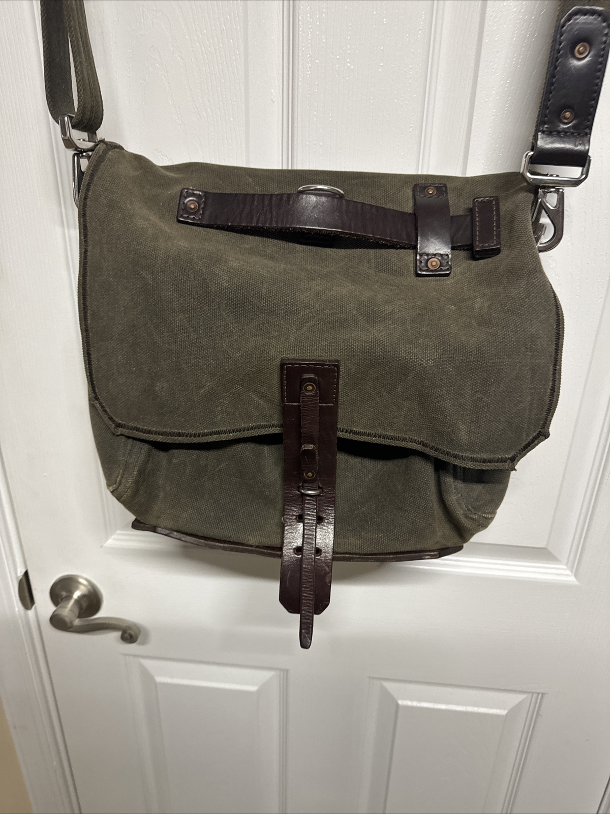 Saddleback Leather Medium Waxed Canvas Gear Bag eBay