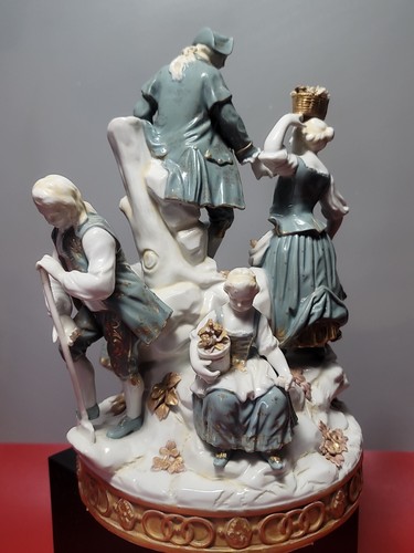 Large Rare Antique Volkstedt German Porcelain Group of Gardeners, Marked - Picture 5 of 13