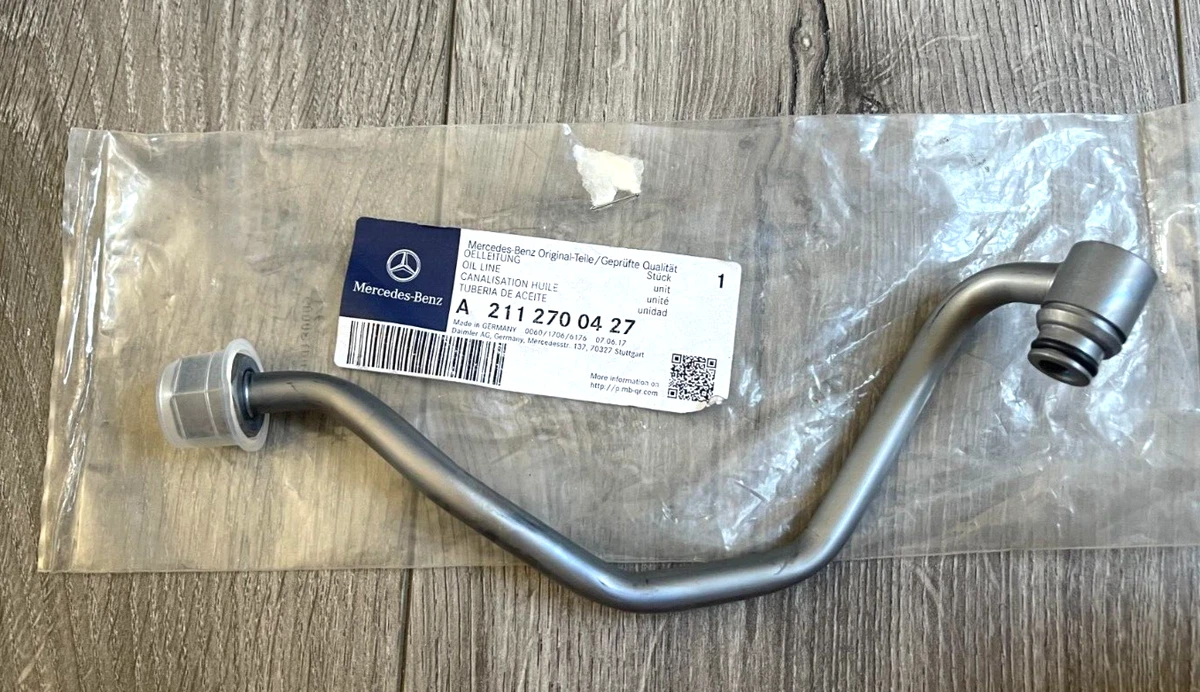 BRAND NEW 2007-2011 MERCEDES CLS550 CLS63 OIL LINE PART 