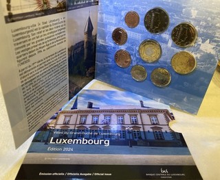 KMS Luxemburg 2024 Stgl. plus 2 EURO Feiersteppler