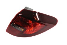Rückleuchte rechts außen für Opel Meriva B 13410926