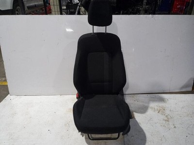 88700Q0100B6E sitz v.l. 134056 HYUNDAI I20 BC3 ESSENCE MILD-HYBRID 2020
